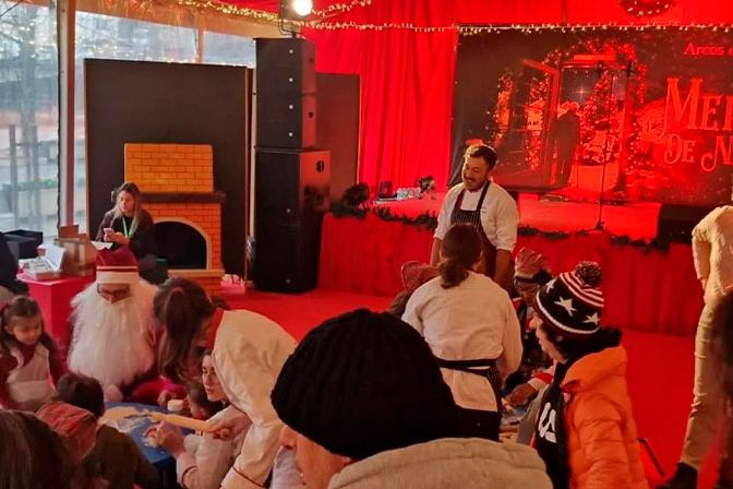 workshop de bolachinhas de natal no mercado de natal de arcos de valdevez