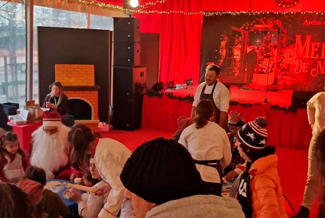 workshop de bolachinhas de natal no mercado de natal de arcos de valdevez