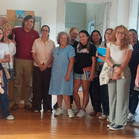 Alunos do curso PLA da epralima na Biblioteca Tomaz de Figueiredo